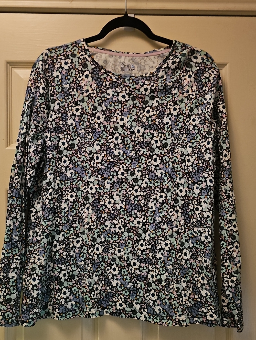 croft & barrow Blue and Mint Floral Long-Sleeve Crewneck Top